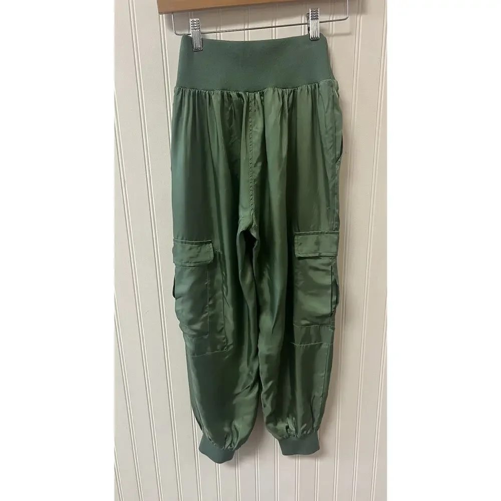 Cinq a Sept 5 A 7 Giles Jogger Cargo Pant Satin Light Green XS New NWOT - Picture 3 of 6